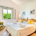 Villa Roqueta Bonita Con Piscina En Menorca! Cala en Bosch