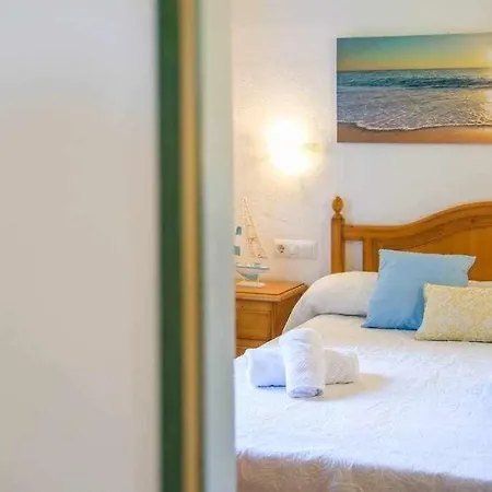 Roqueta Bonita Con Piscina En Menorca! فيلة كالا ان بوسش