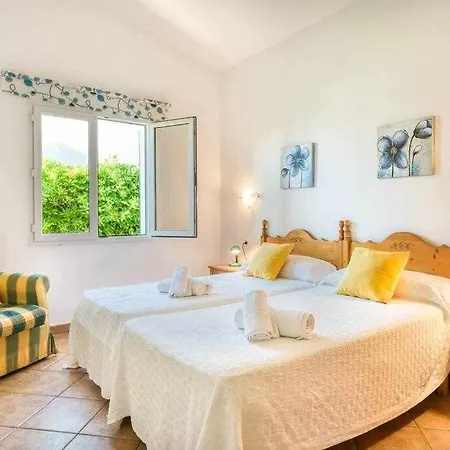 فيلة Roqueta Bonita Con Piscina En Menorca! كالا ان بوسش