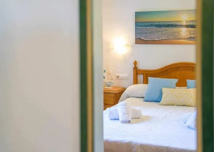 Roqueta | Bonita Con Piscina En Menorca! וילה קאלאן בוש