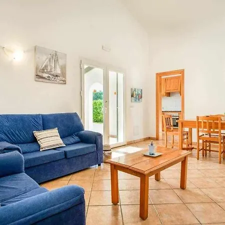 Roqueta Bonita Con Piscina En Menorca!